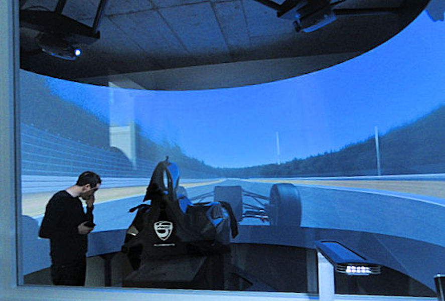 Installation d'un Simulateur de F1 (aspect dynamique)