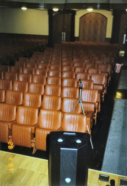 Salle de spectacles (projections et conférences)