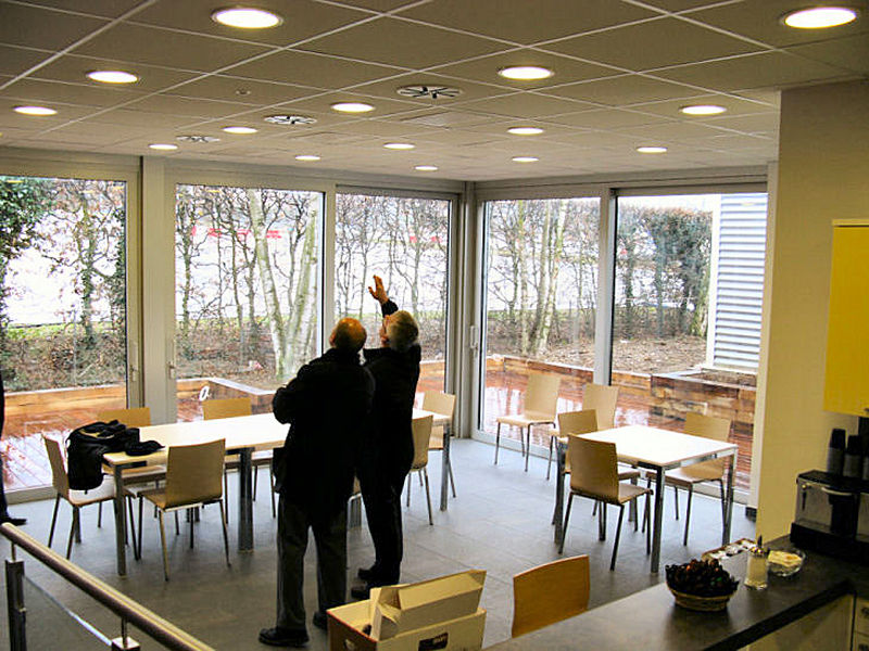 Faux-plafond pour une cafétéria