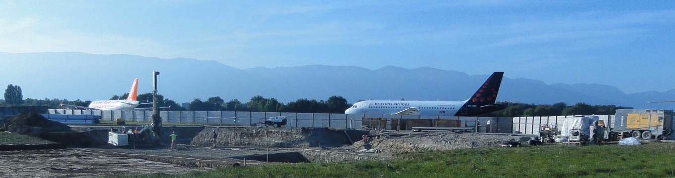 Le chantier débute si près des avions...