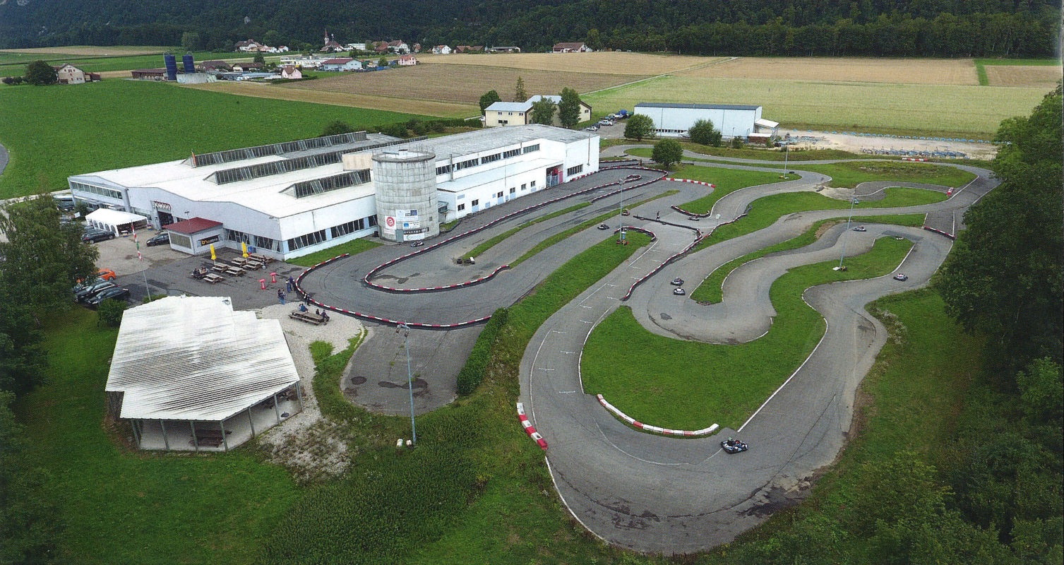 Un piste de Karting une distraction pour le pilote ... Une nuisance pour les riverains