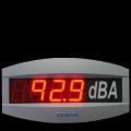 Presque 93 dBA (limite OSLa), action du limiteur de niveau sonore pour une salle communale (affichage pour le public)