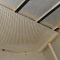 Plafond Absorbant en bois: Performation progressive